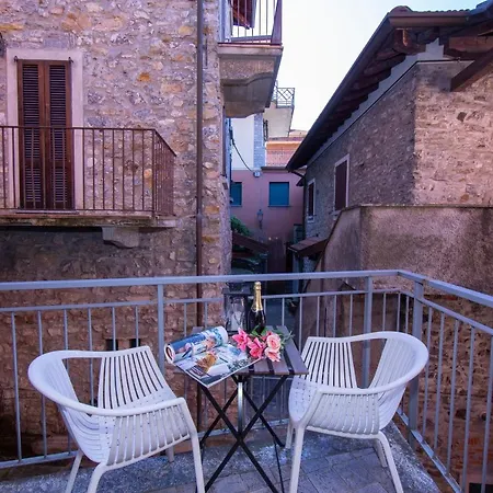Fontana Del Varenna