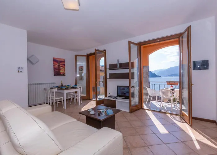 Fontana Del * ורנה