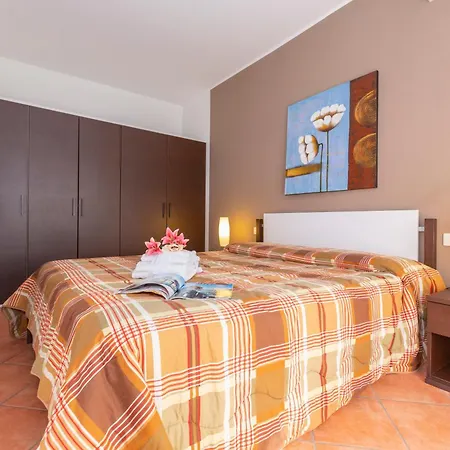 Fontana Del アパート ヴァレンナ