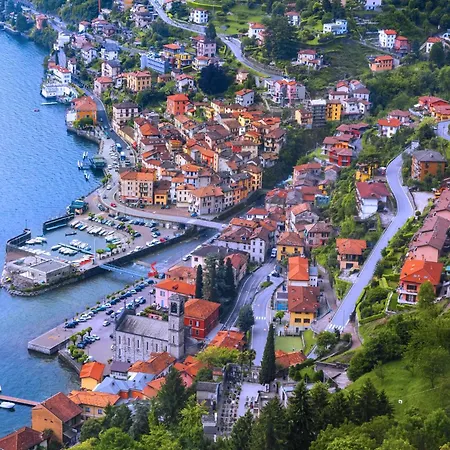 Fontana Del アパート *